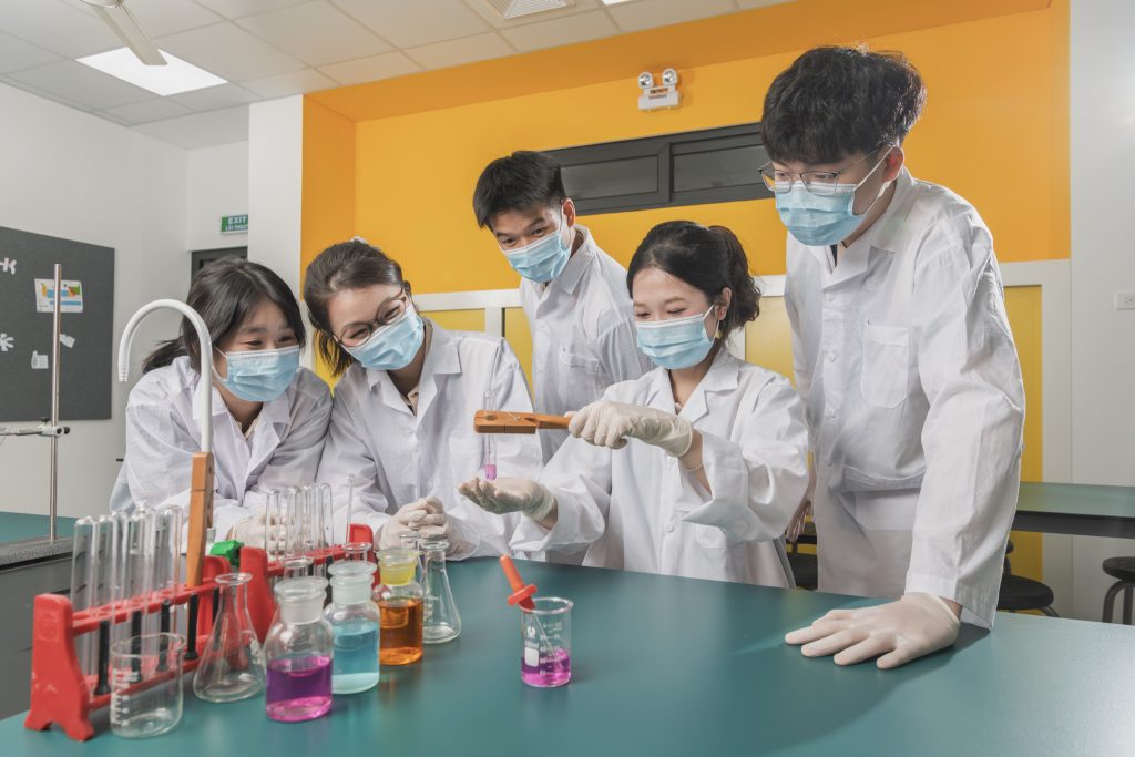  Chương trình đa dạng - Bắt kịp xu thế